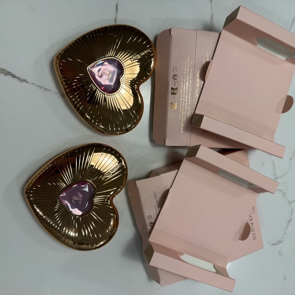 CHARLOTTE TILBURY LIMITED EDITION HEART FACE PALETTE BUNDLE - Picture 2 of 9